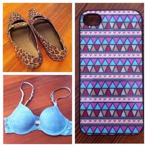 BUNDLE!! Flats, phone case, bra :)