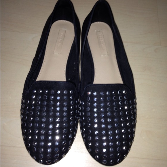 Zara Flats