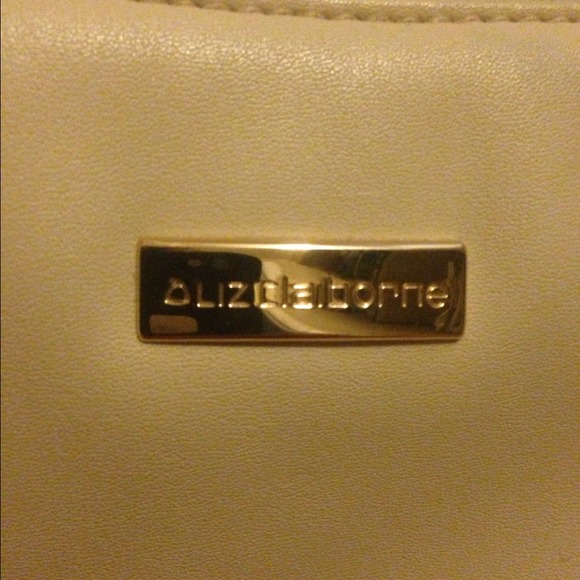 Gently used Liz Claiborne purse - Picture 4 of 4