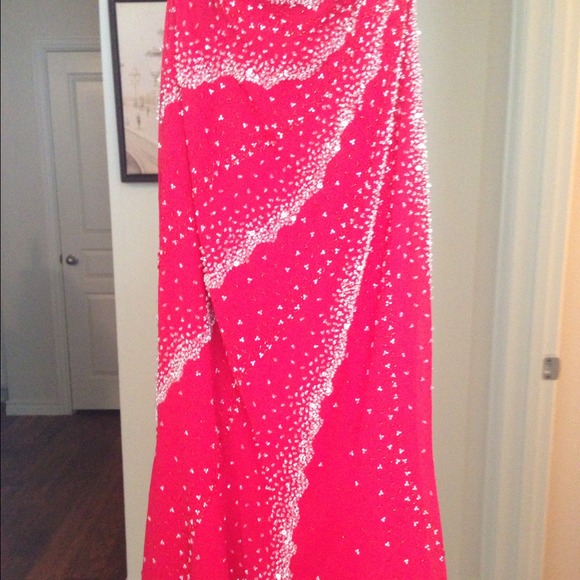 Prom/ Homecoming elegant dress. - Picture 4 of 4