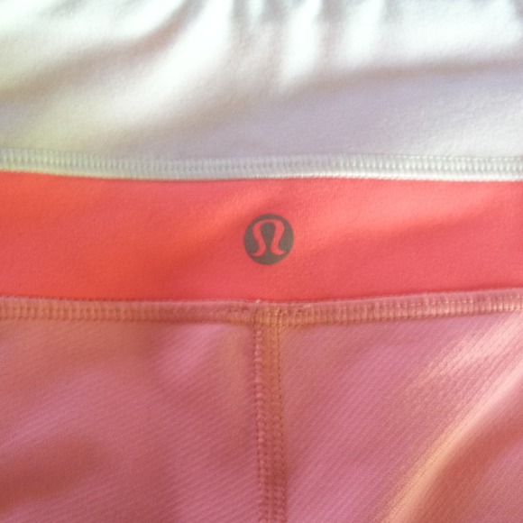 REDUCED -$35 Lulu lemon pink groove pants