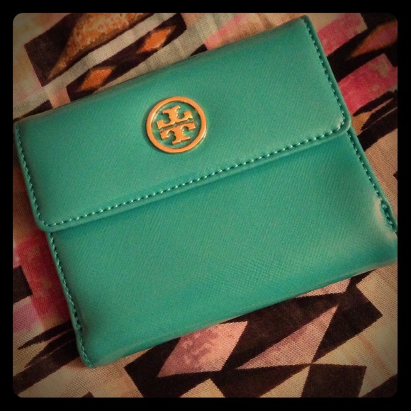 ❌SOLD❌ Authentic Tory Burch Wallet