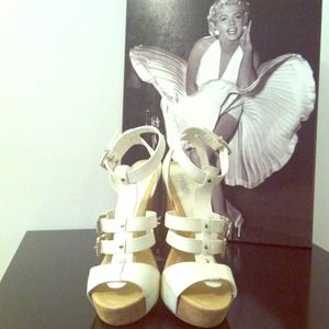 Charlotte Russe wedge. 😍