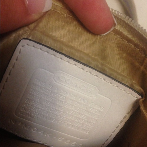 Coach purse ! - Picture 3 of 4