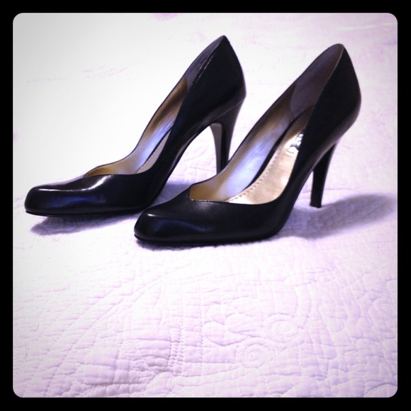 Reserved for brennaohh Nine West Madsen heels