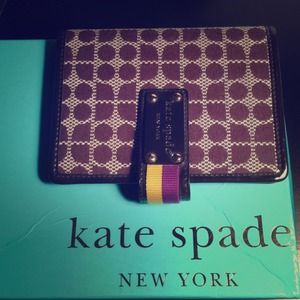 Kate spas wallet