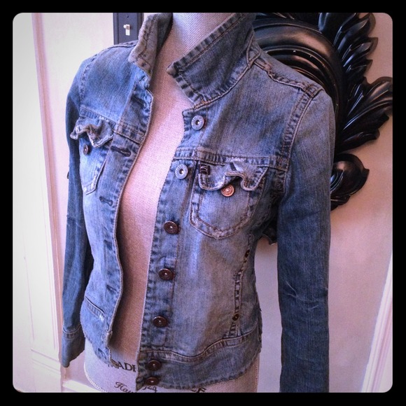 My favorite jean jacket... Vintage❤