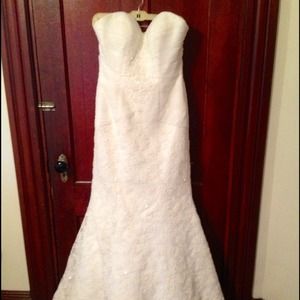 Oleg Cassini wedding dress