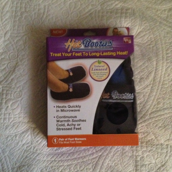 Bundle for toniatoni!! Hot Booties and socks