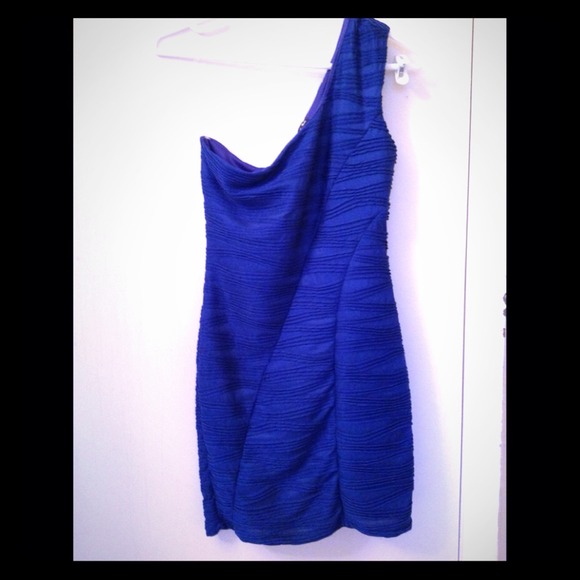REDUCED!! One Shoulder bodycon mini dress
