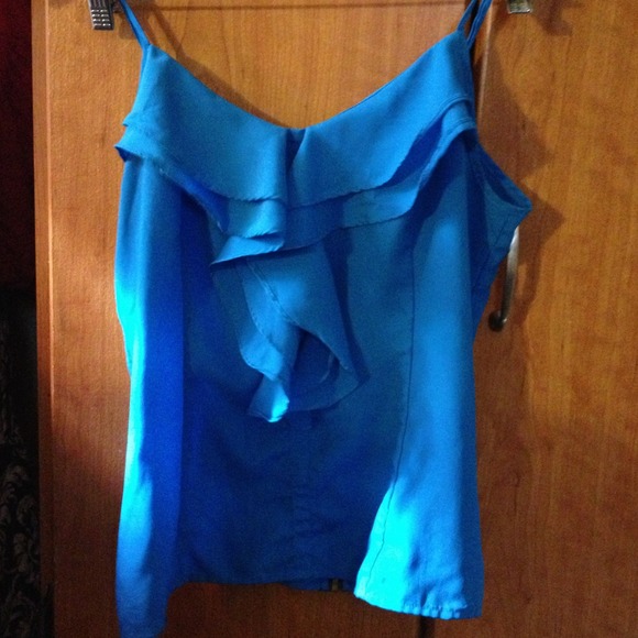 Miley Cyrus royal blue top