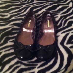Reduced!!! Black Wild Pair flats