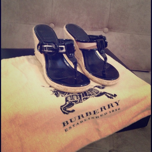 Burberry wedges