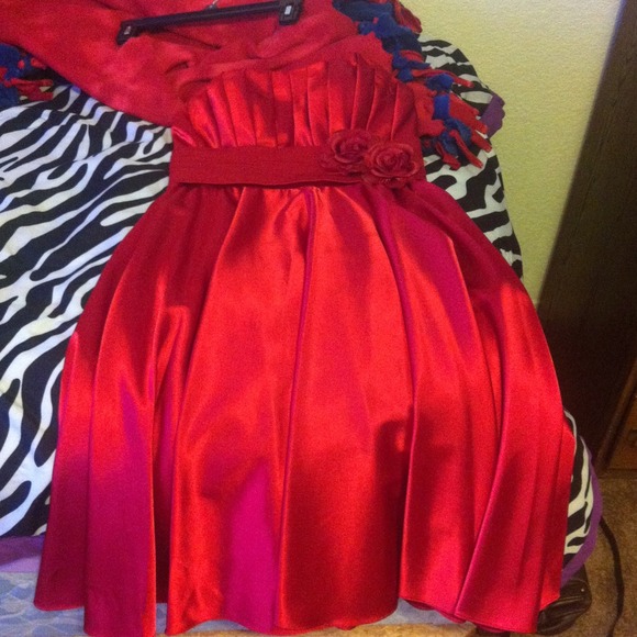 Dresses & Skirts - Dress