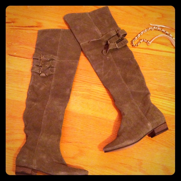 Joie Coachella Boots in Mud