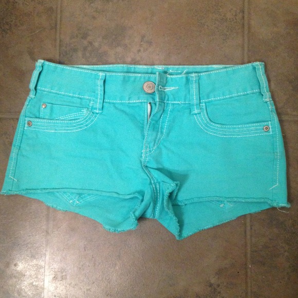 🚫SOLD🚫Turquoise colored shorts
