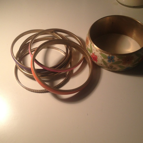 Set of gold bracelets