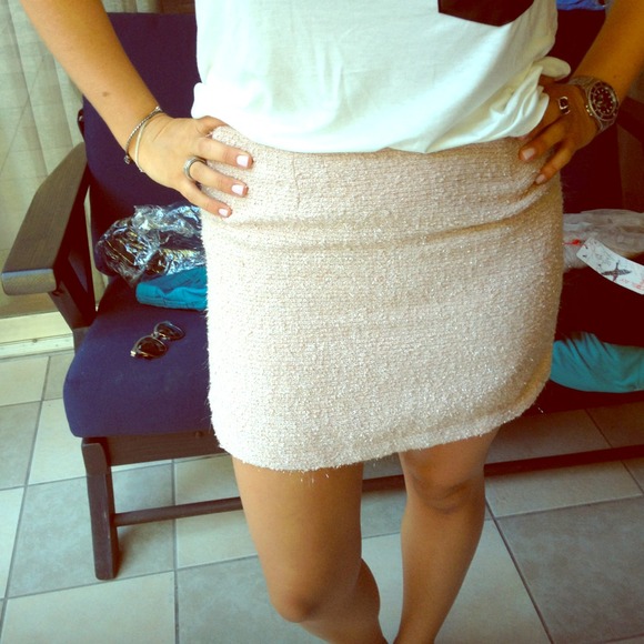 ❌Sold ❌Pink textured skirt