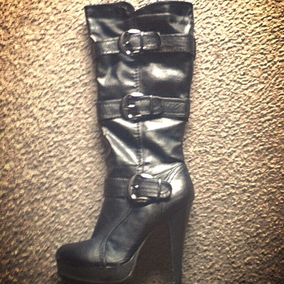 Super cute black knee high boots