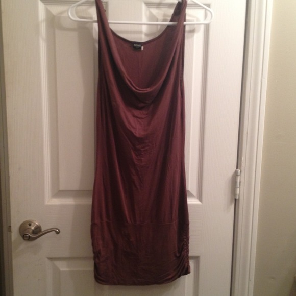 Brown dress