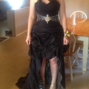 Beautiful black dress with lots of details