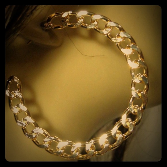 💢Sold💢Chain Hoops