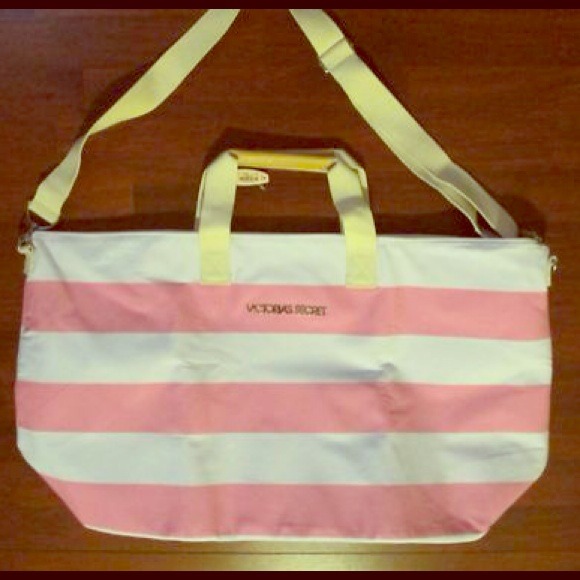 ❌Bundled❌ NWT Victorias Secret giant tote