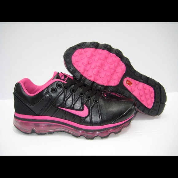 Nike Air Max size 8 💗