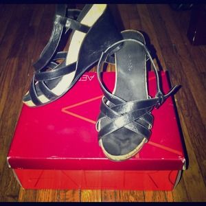 Aerosoles Black Wedge Sandals