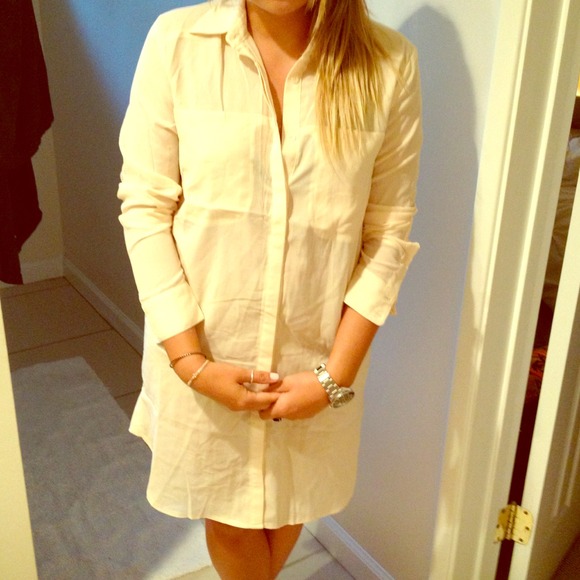 ❌Sold Off white blouse dress