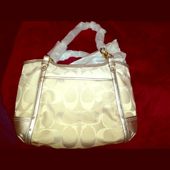 New with tags authentic coach handbag