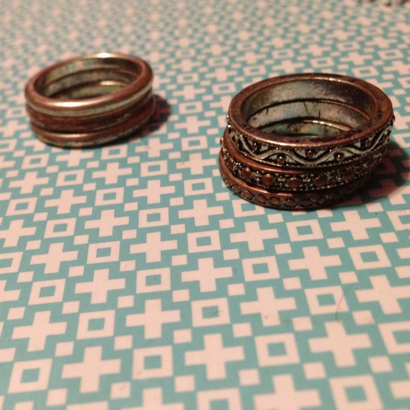 ｘ ｓｏｌｄ ｘ - Picture 2 of 3