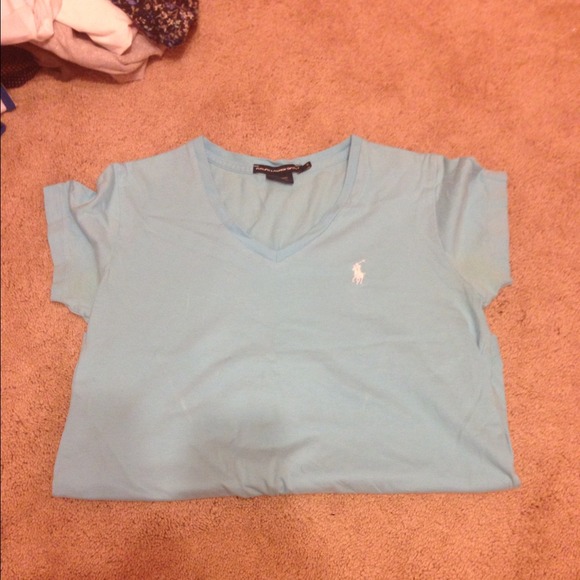 🚫Sold🚫Light blue vneck