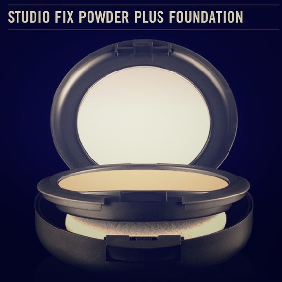 ❌SOLD! ❌MAC Studio Fix Powder Foundation NW20