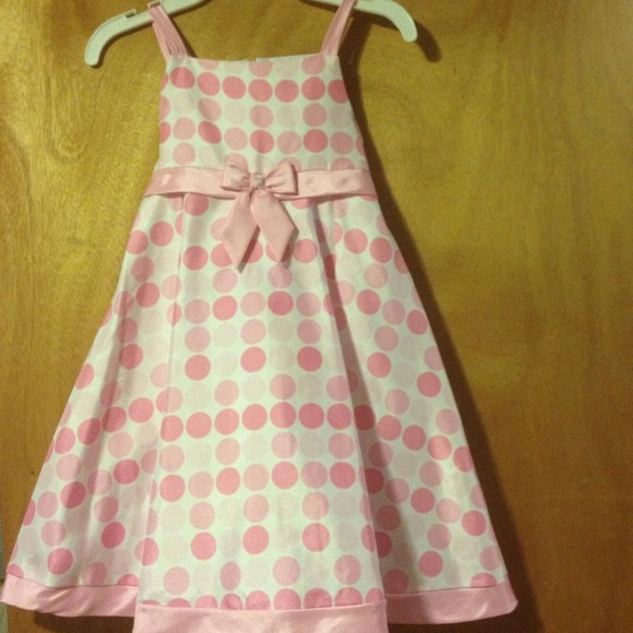 Girls dress