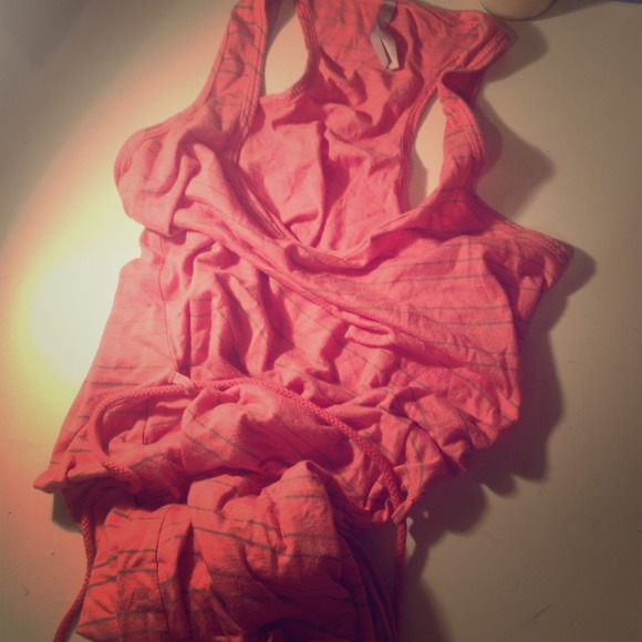 Summer dress with tie