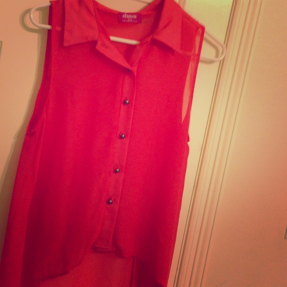 Sleeveless high low shirt :)