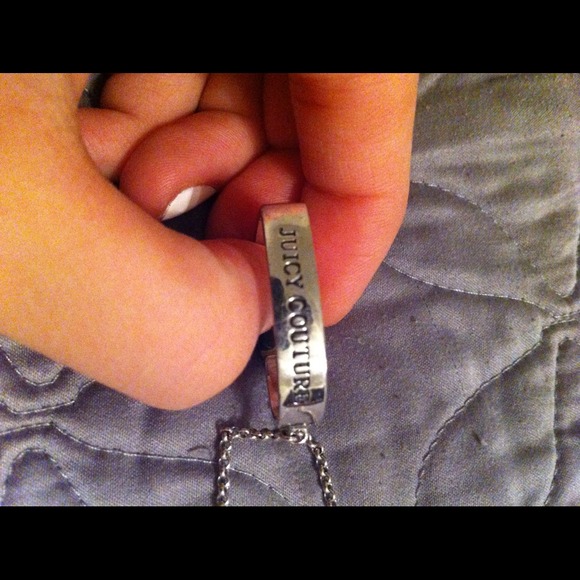 Juicy Couture heart necklace worn twice