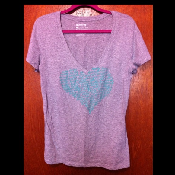 L Hurley t shirt