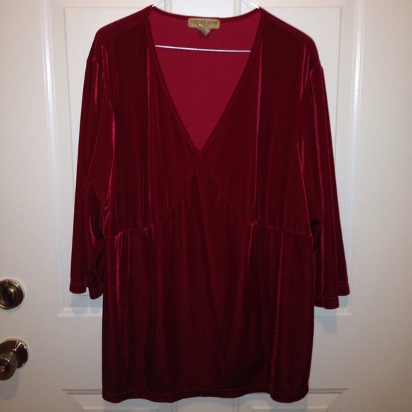 Plus size Red Velvet shirt Size 3x❤