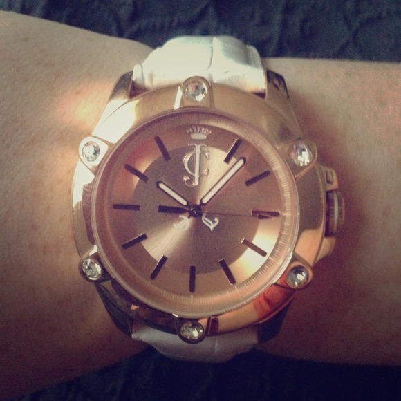 🔴SOLD🔴 Juicy Couture watch💋