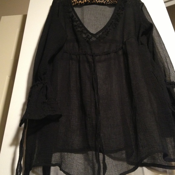 ⚡Final Reduction⚡Sheer Cover Ties & Bell Sleeve - Picture 2 of 4