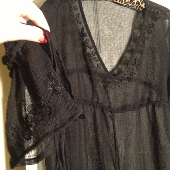 ⚡Final Reduction⚡Sheer Cover Ties & Bell Sleeve - Picture 3 of 4
