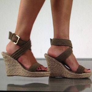 Jessica Simpson Espadrille wedge- size 7
