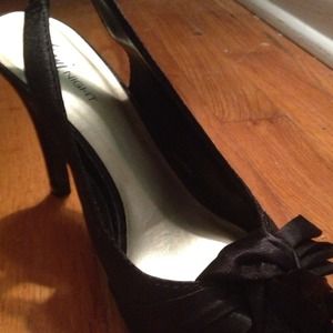 Fioni Night heels size 7 1/2 black