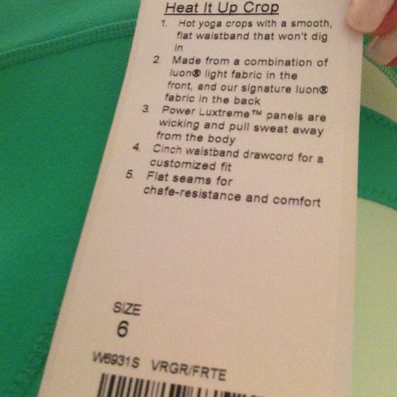 🔥Brand New LULULEMON "Heat It Up" Crop pants!🔥 - Picture 4 of 4