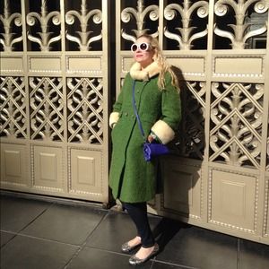 Meet your Seller-Shopaholic-fashionista!!!