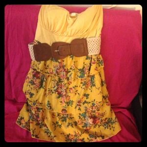 Strapless floral dress w belt