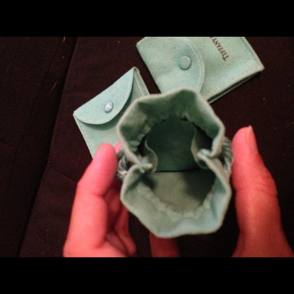 ✋✋✋SOLD Authentic Tiffany dust bags - Picture 3 of 3