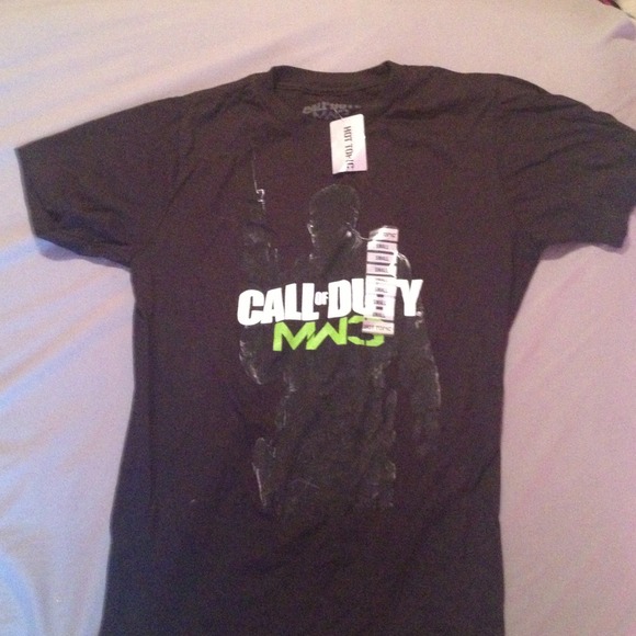 Call of duty: modern warfare 3 t-shirt